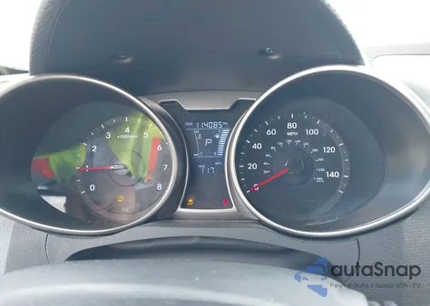 2012 Hyundai Veloster Base W/Black z USA, uszkodzony, nr VIN KMHTC6AD2CU069029